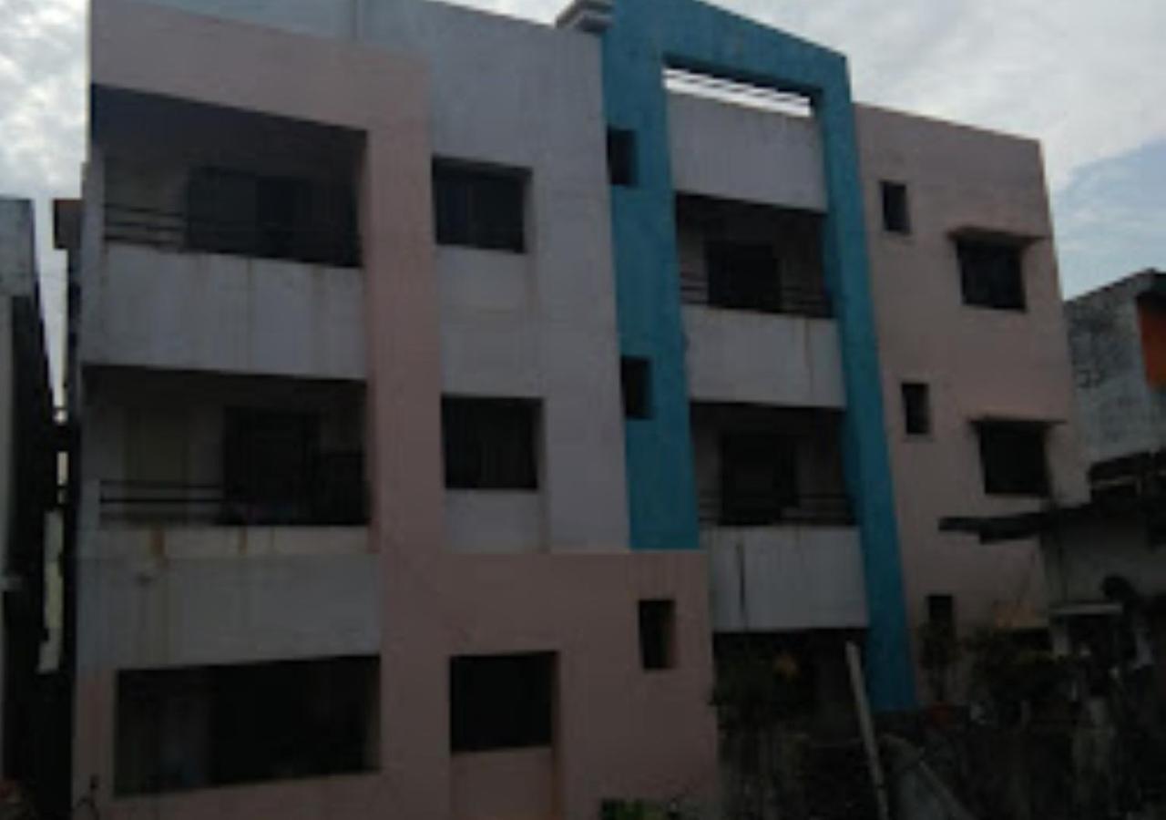 Hotel Mayur Restaurant Chandrapur מראה חיצוני תמונה